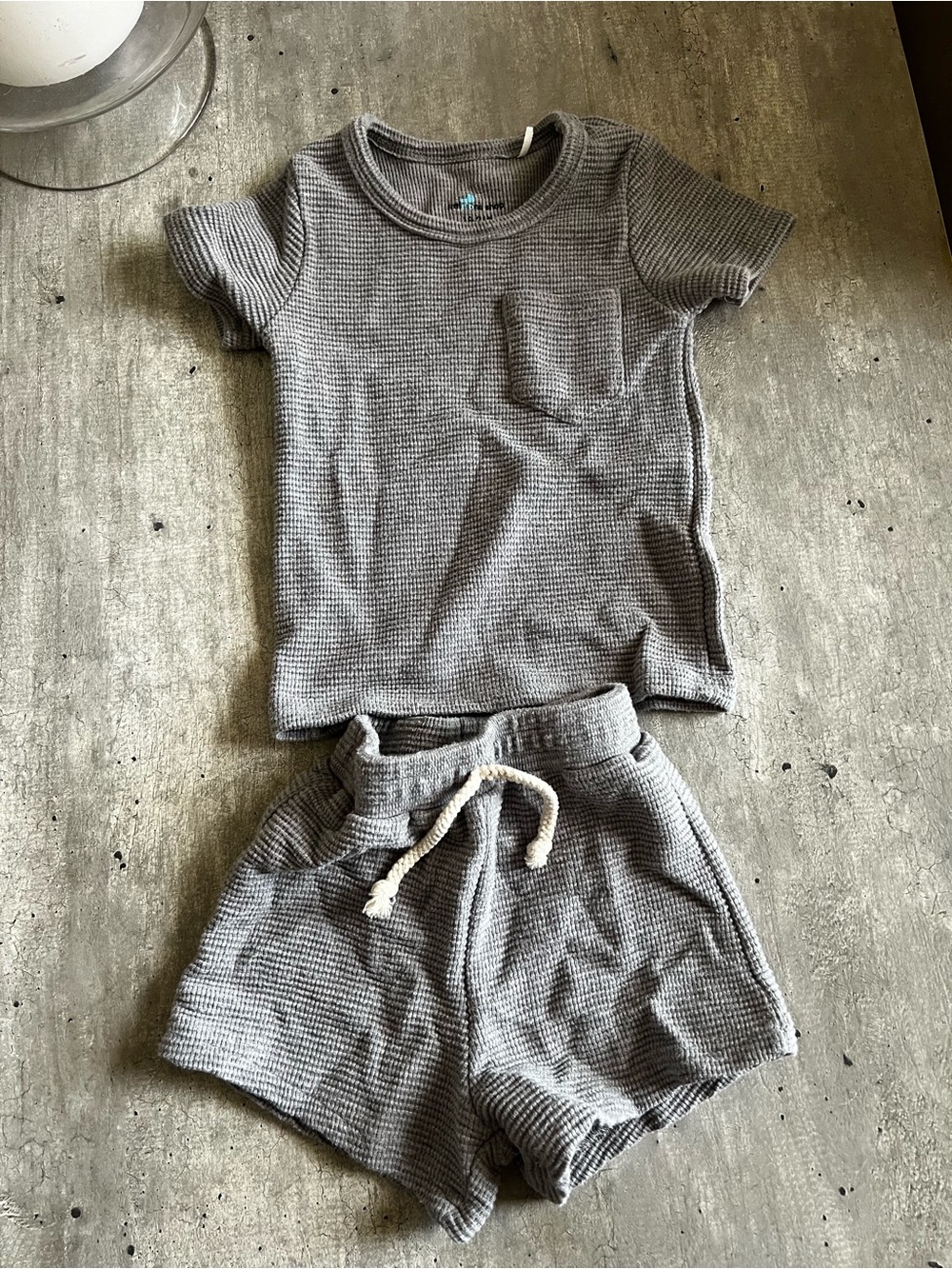 Kids Short Sleeve Waffle Pajama Set - Gray